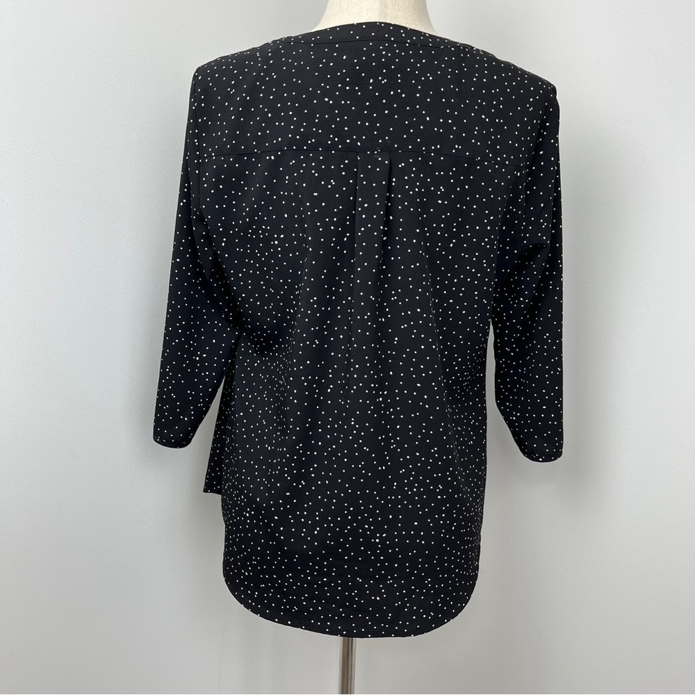 Croft & Barrow Black and White Polka Dot 3/4 Sleeve Tunic. Size PM. #662 - Picture 3 of 5